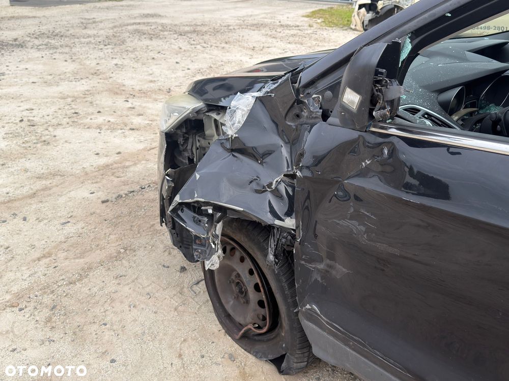 Ford Kuga - 2