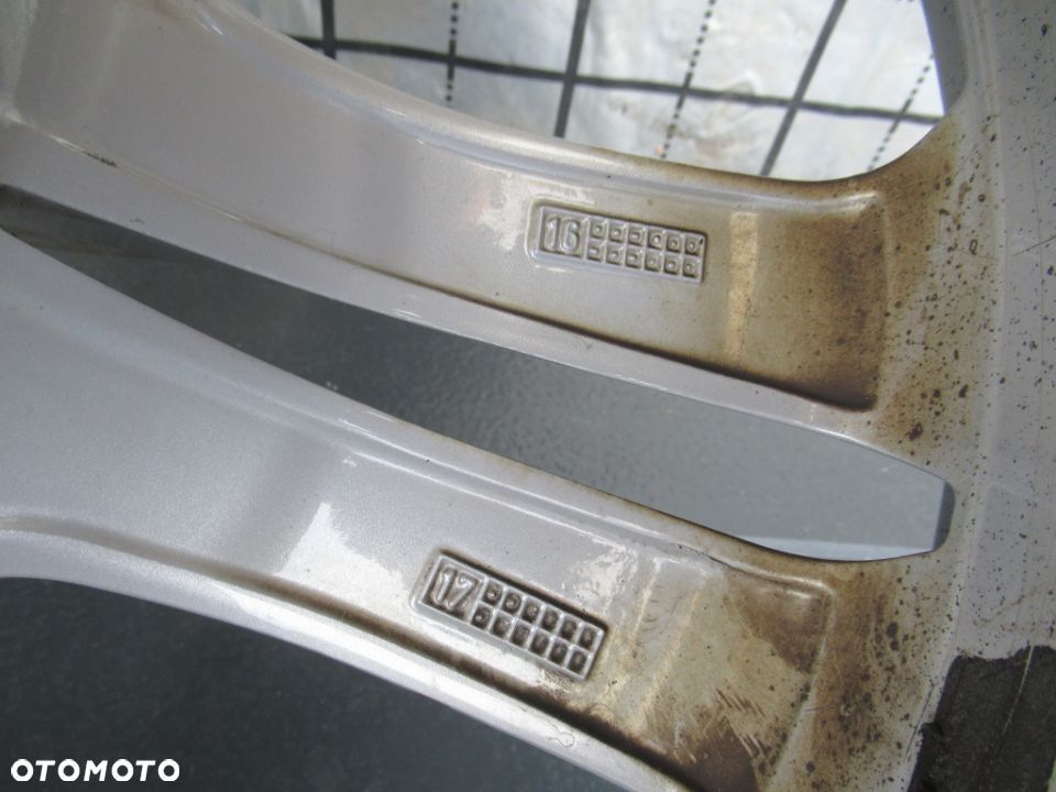 FELGA ALUMINIOWA AUDI A3 7.5Jx18H2 ET51 5x112 8V0601025BL - 19