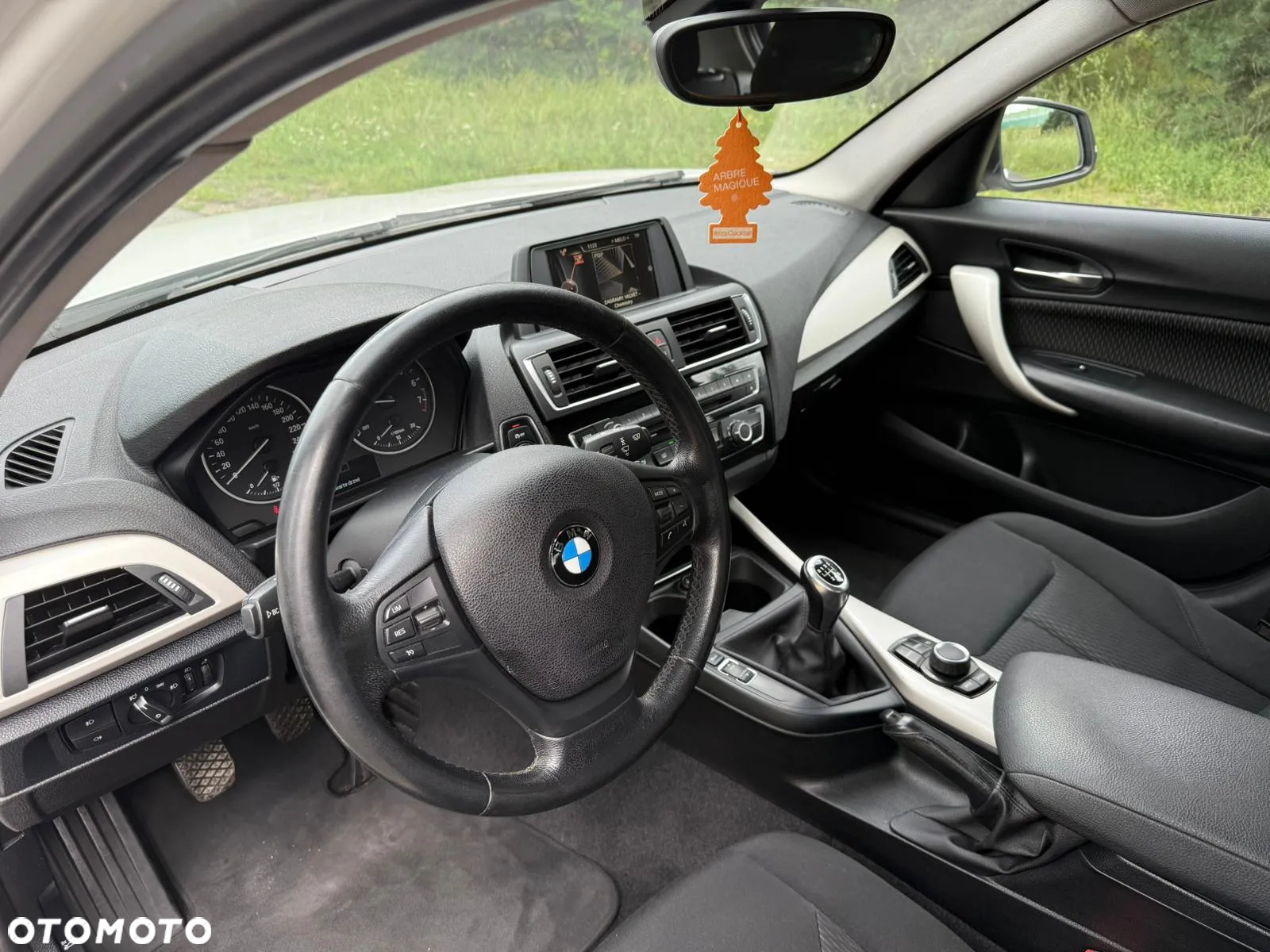 BMW Seria 1 116i - 6