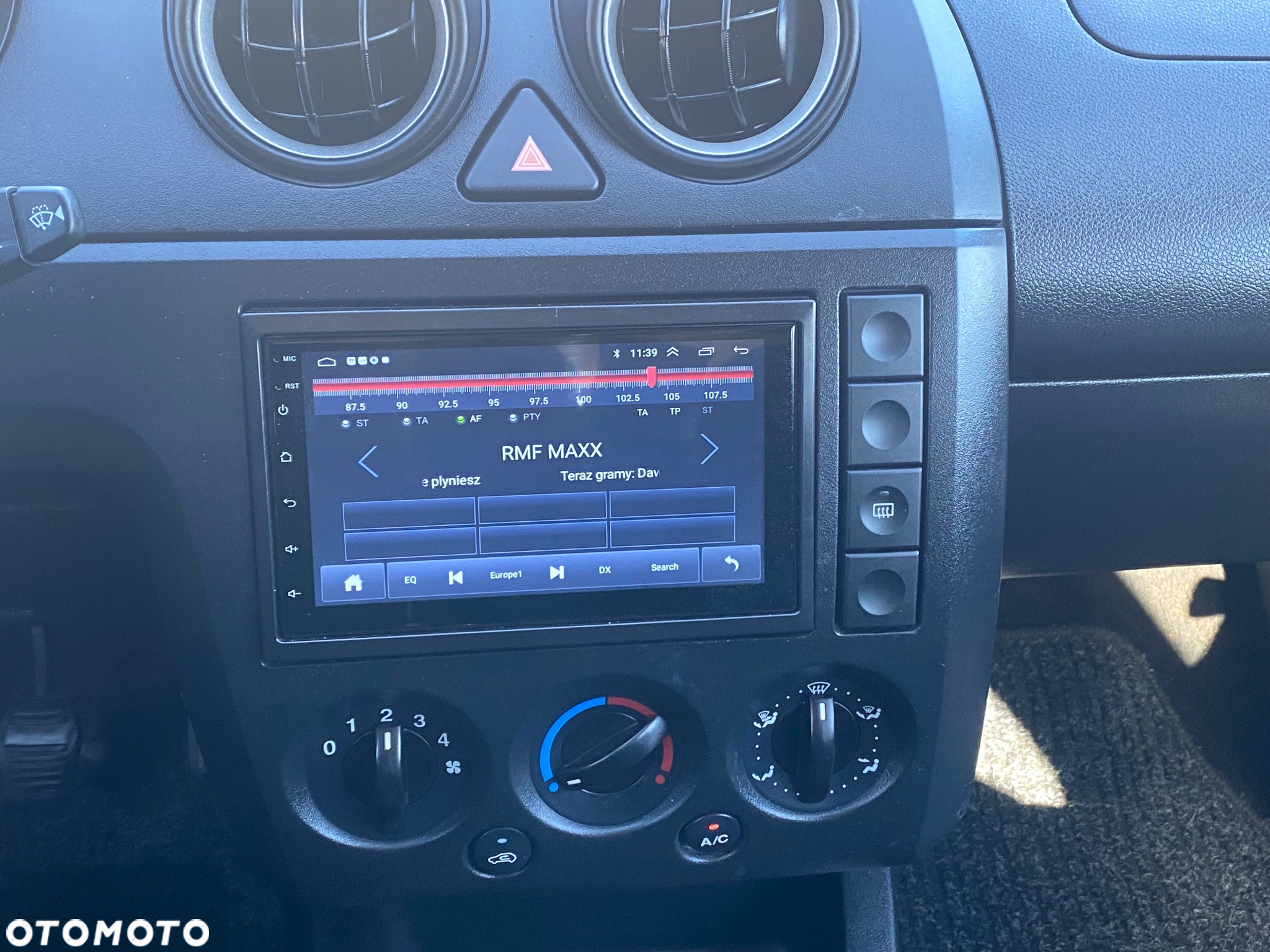 Ford Fiesta 1.3 Ambiente - 35