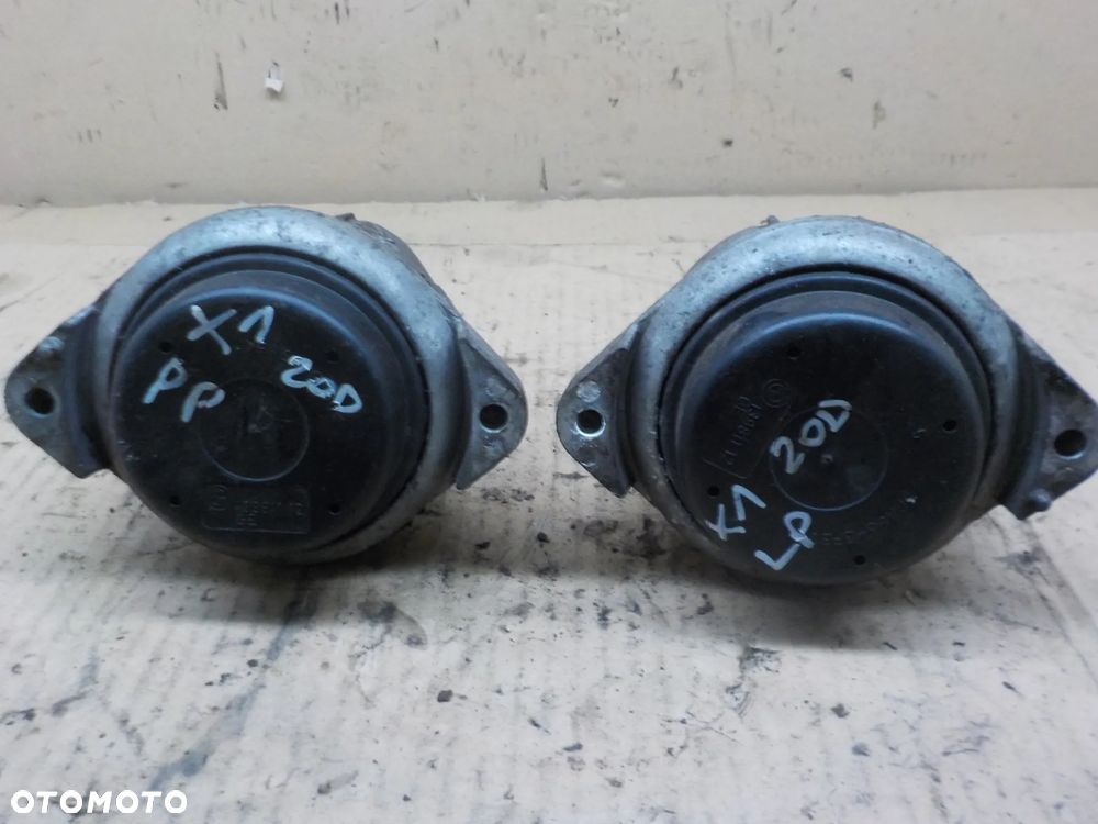 BMW E84 2.0 D PODUSZKA SILNIKA LEWA LUB PRAWA - 1