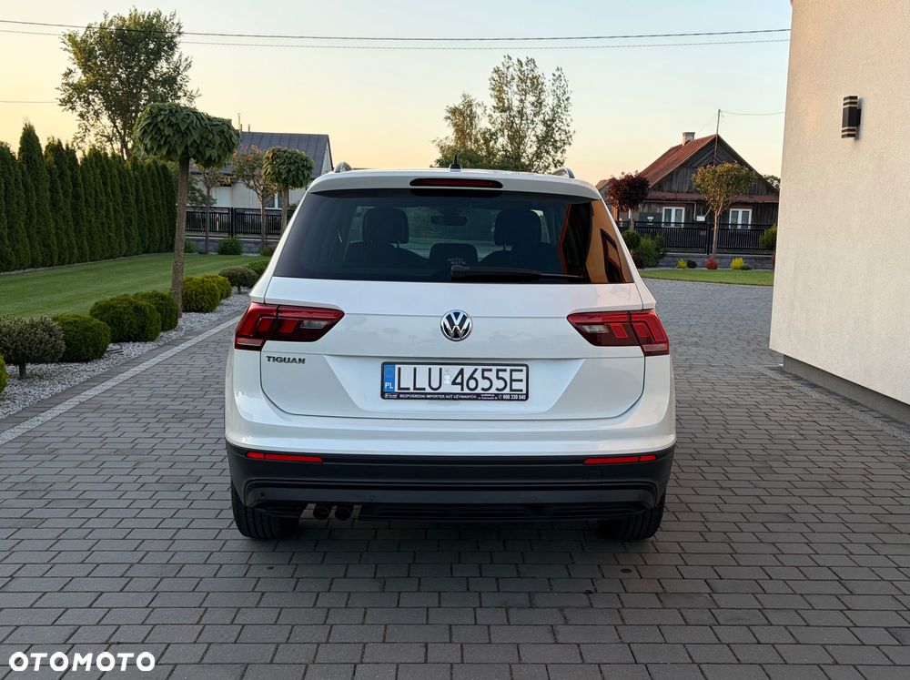 Volkswagen Tiguan - 5