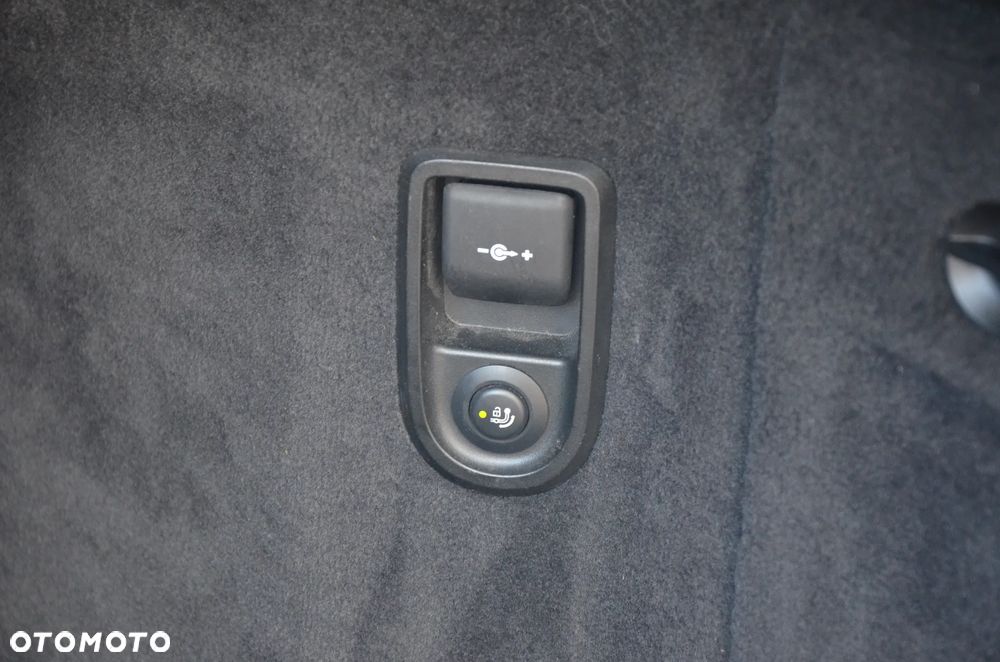 BMW Seria 5 520d M Sport - 31