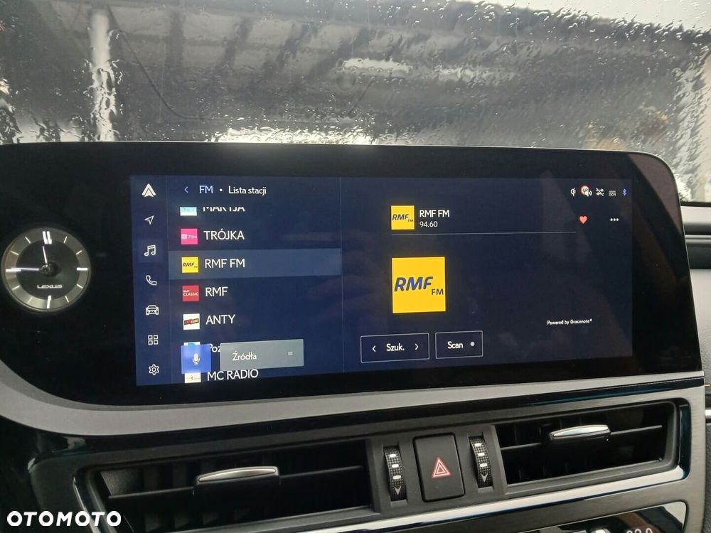 Lexus ES 300h Business Edition - 22