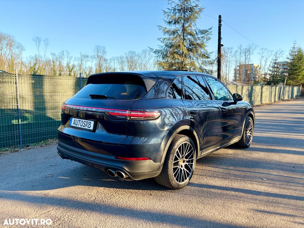 Porsche Cayenne S Tiptronic S Platinum Edition - 4
