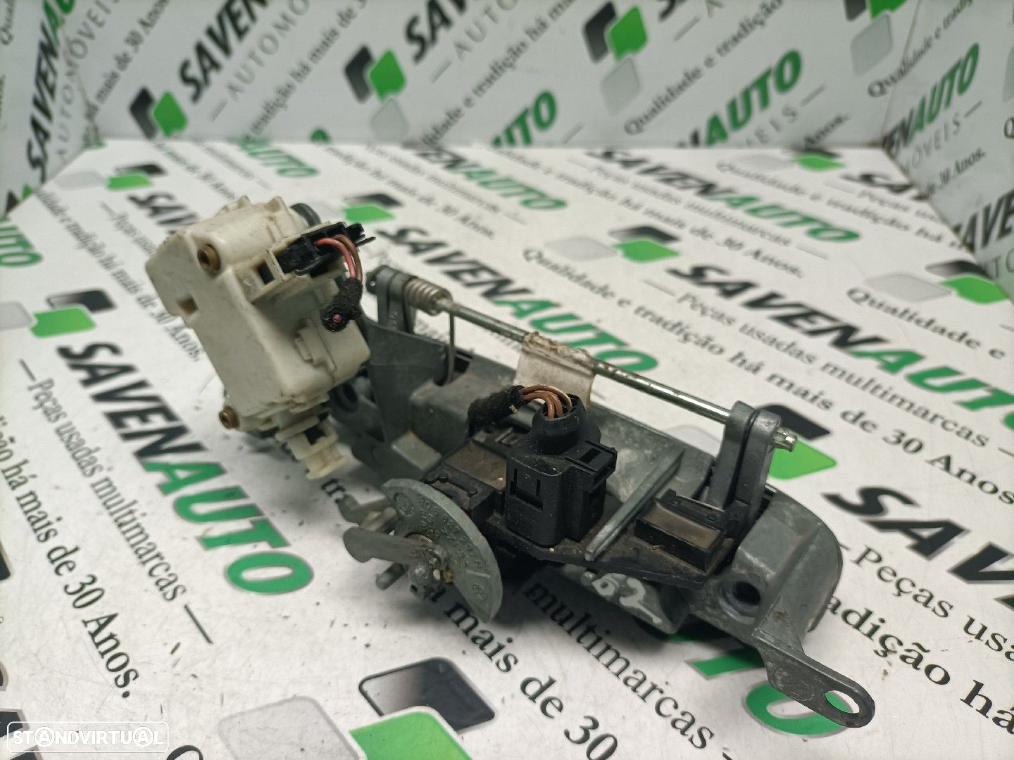 Interruptor / Switch / Botão Da Mala Volkswagen Polo (9N_) - 5