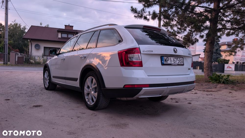 Skoda Octavia Scout 2.0 TDI 4x4 - 8