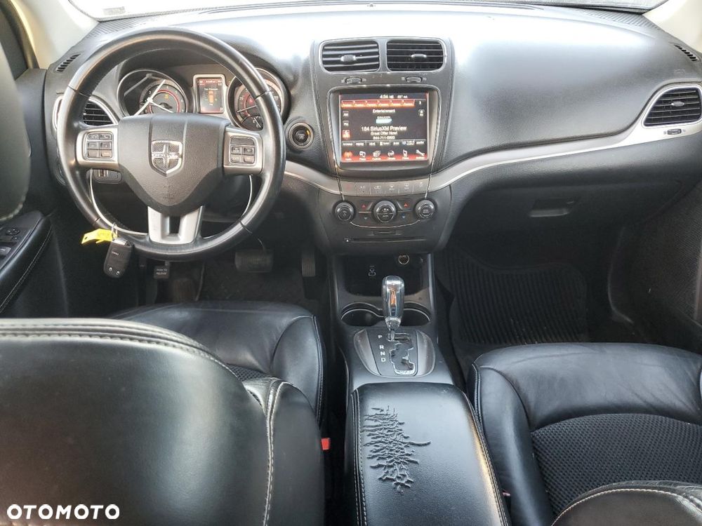 Dodge Journey - 8