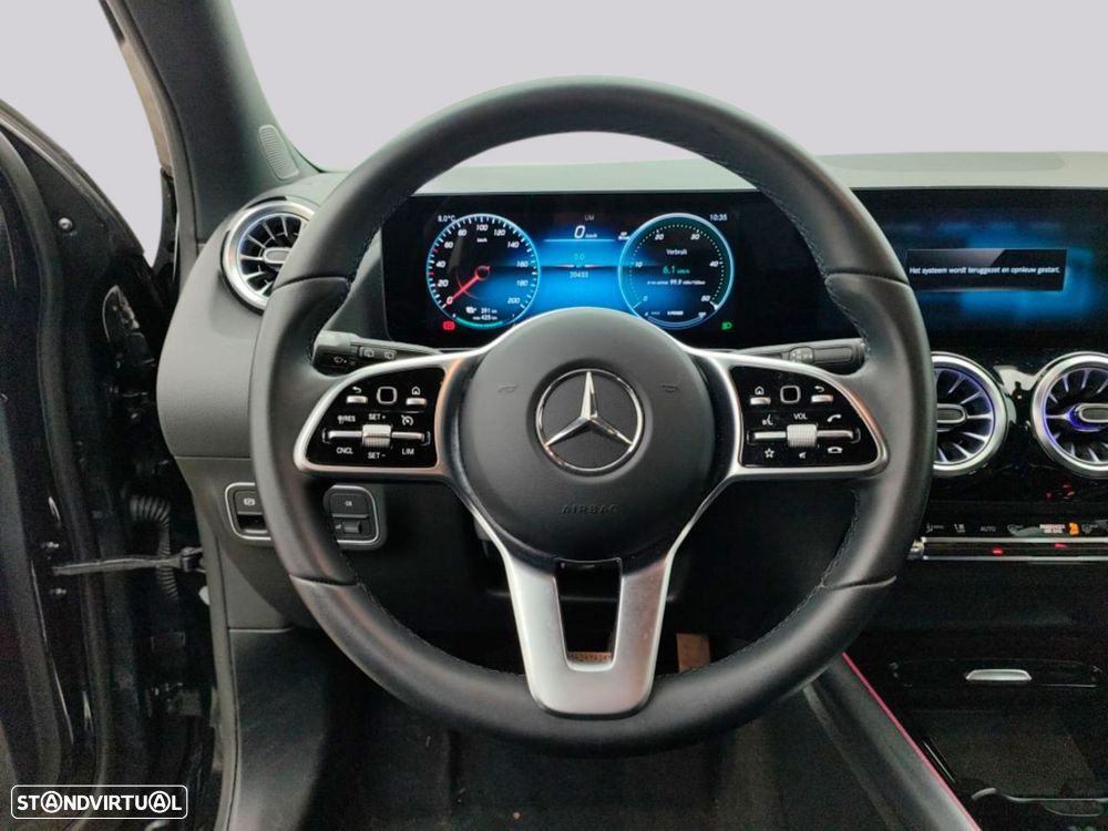 Mercedes-Benz EQA - 7