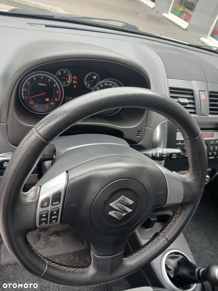 Suzuki SX4 1.6 VVT 4x2 Comfort - 11