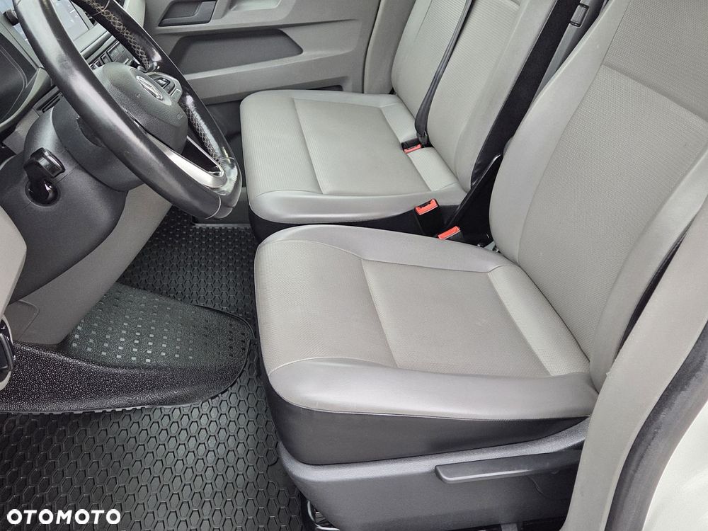 Volkswagen Caravelle 2.0 TDI L2 Trendline DSG - 11