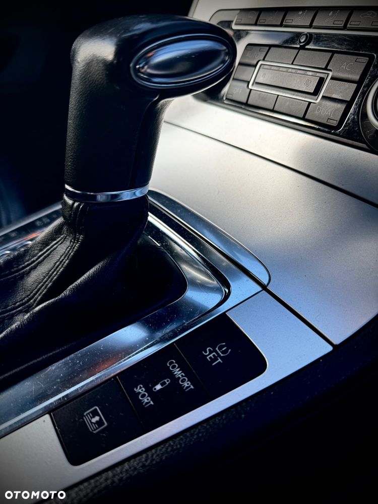 Volkswagen Passat 2.0 Turbo FSI Automatik Comfortline - 15