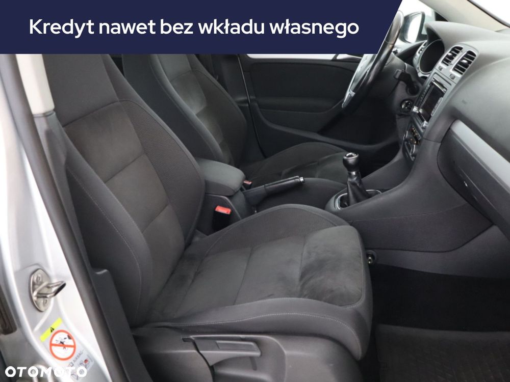 Volkswagen Golf - 11