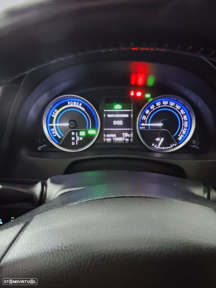 Toyota Auris 1.8 HSD Exclusive+Navi - 19