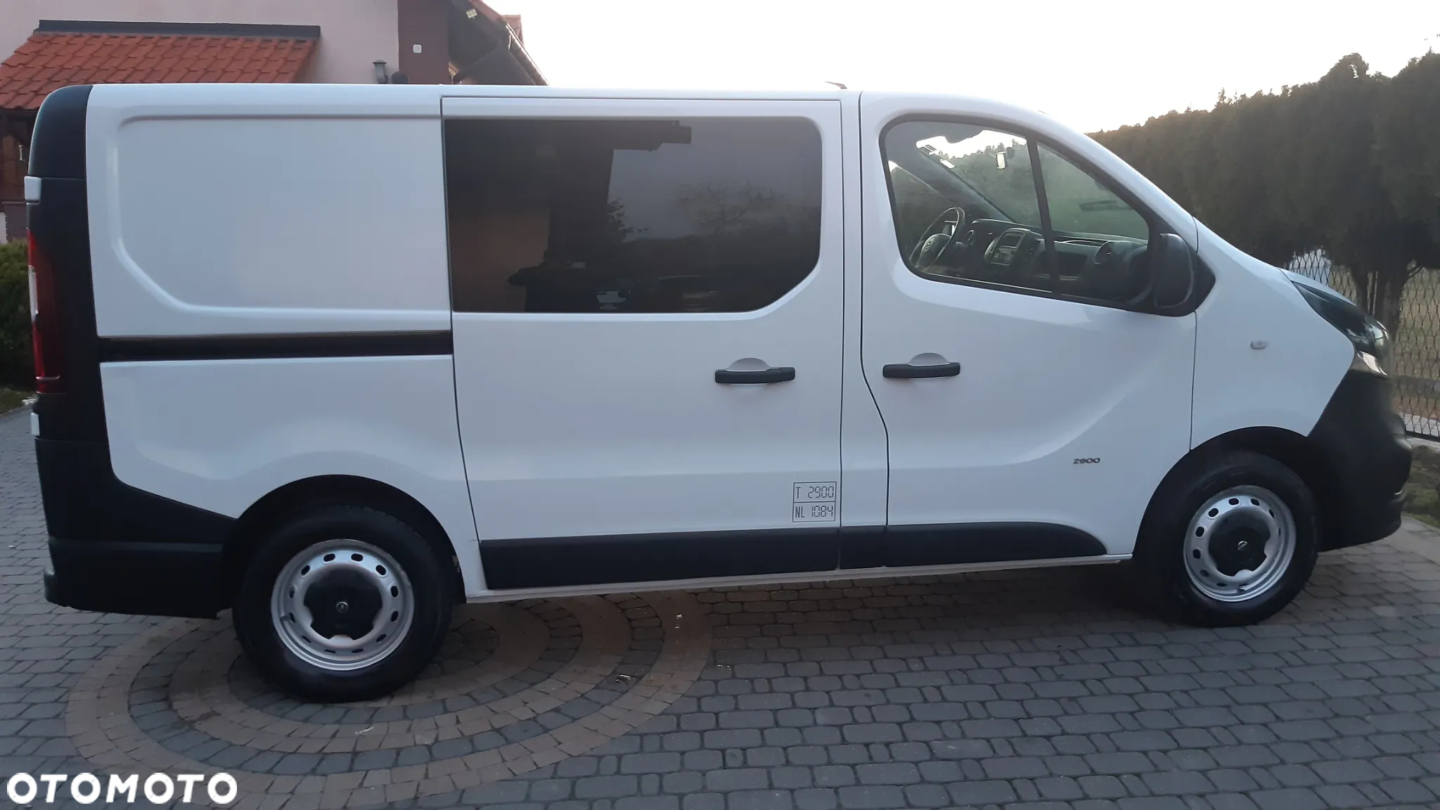 Opel Vivaro - 19
