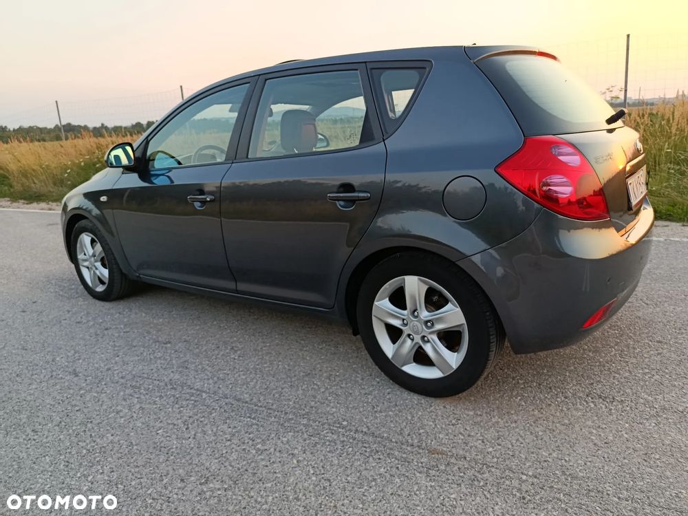 Kia Ceed 1.6 CVVT EX - 9