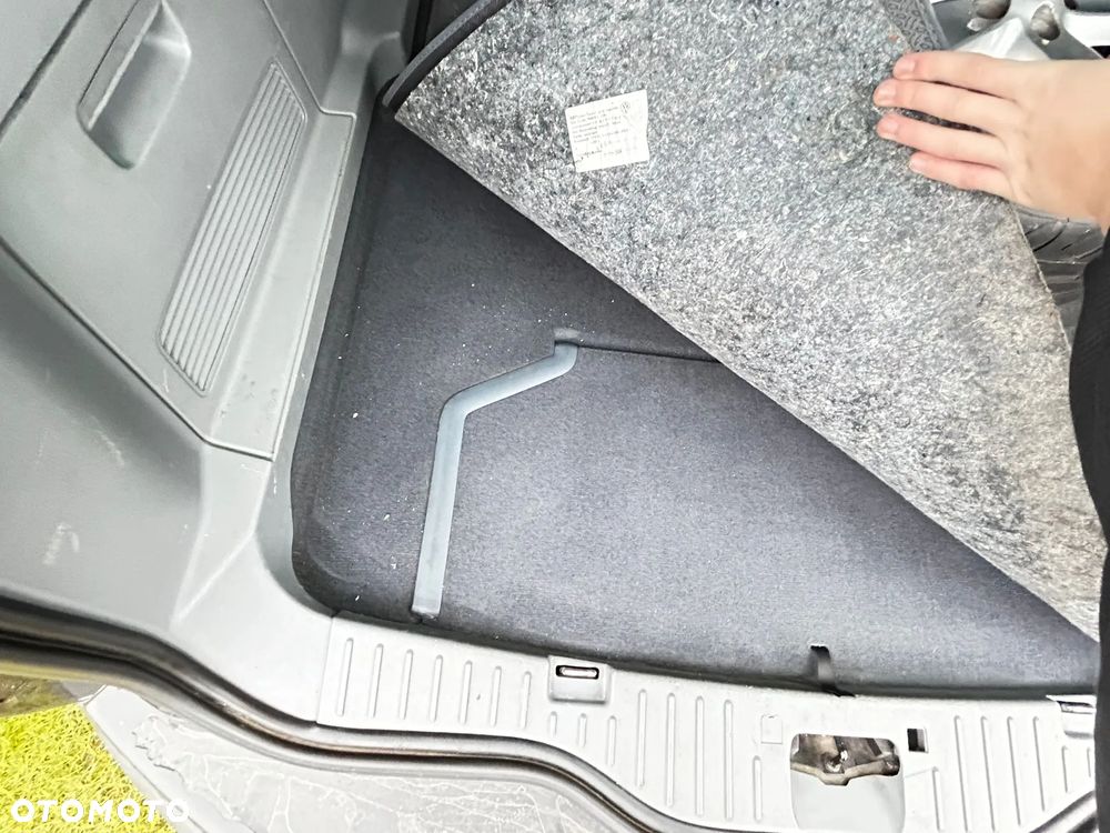 Ford S-Max 2.0 TDCi DPF Trend - 12