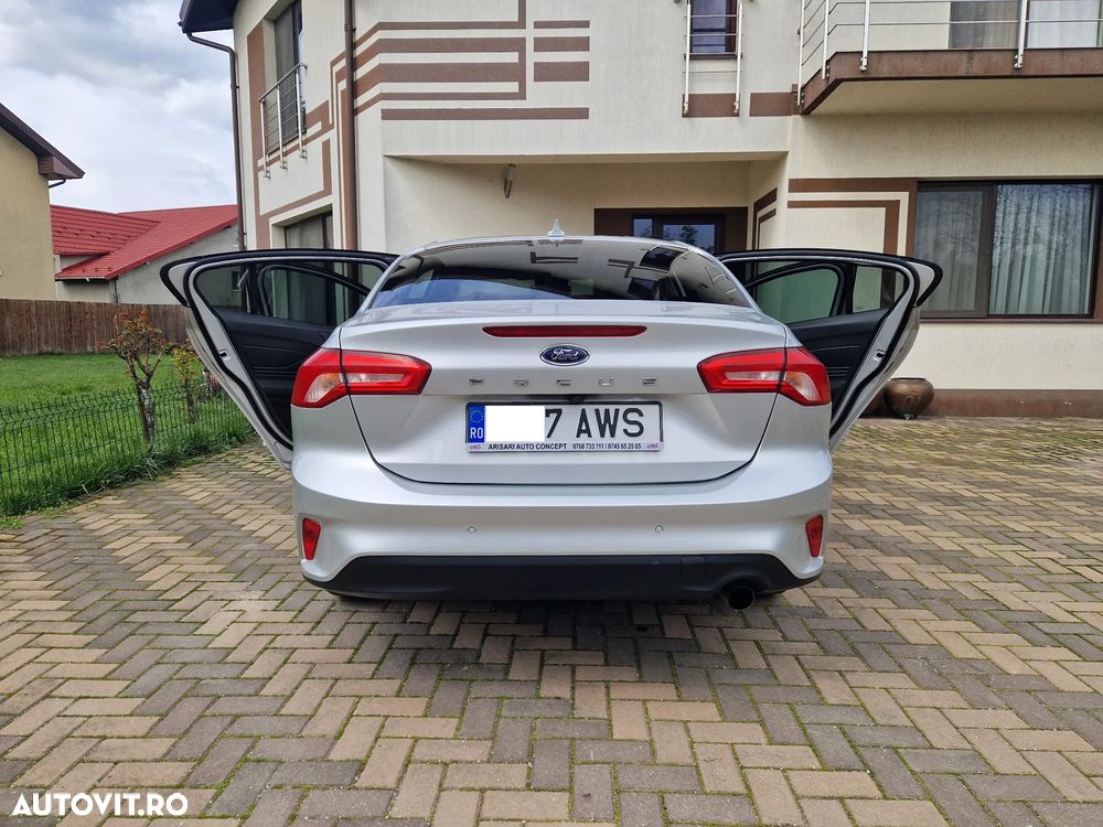 Ford Focus 1.0 EcoBoost Titanium - 20