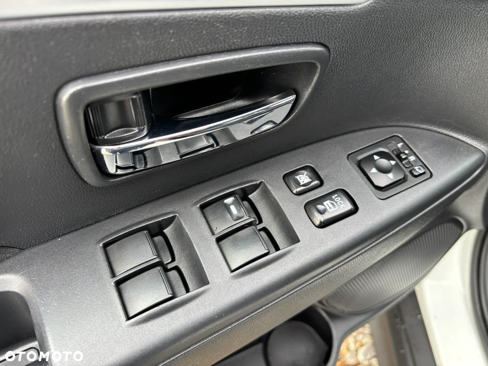 Mitsubishi ASX 1.8 DI-D 2WD Inform - 23