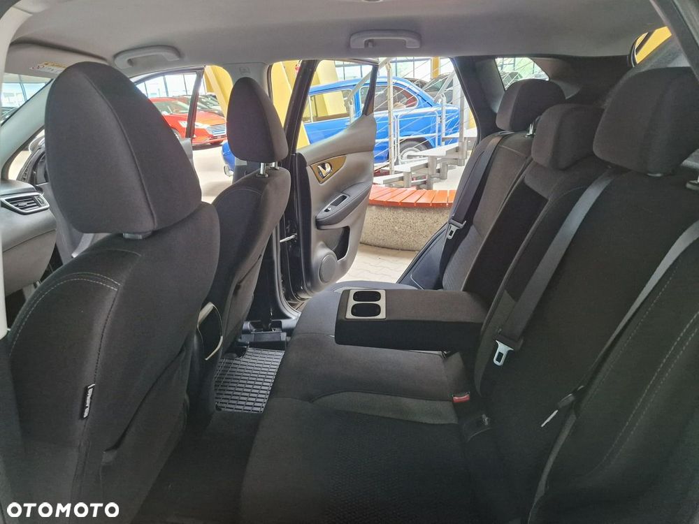 Nissan Qashqai - 18