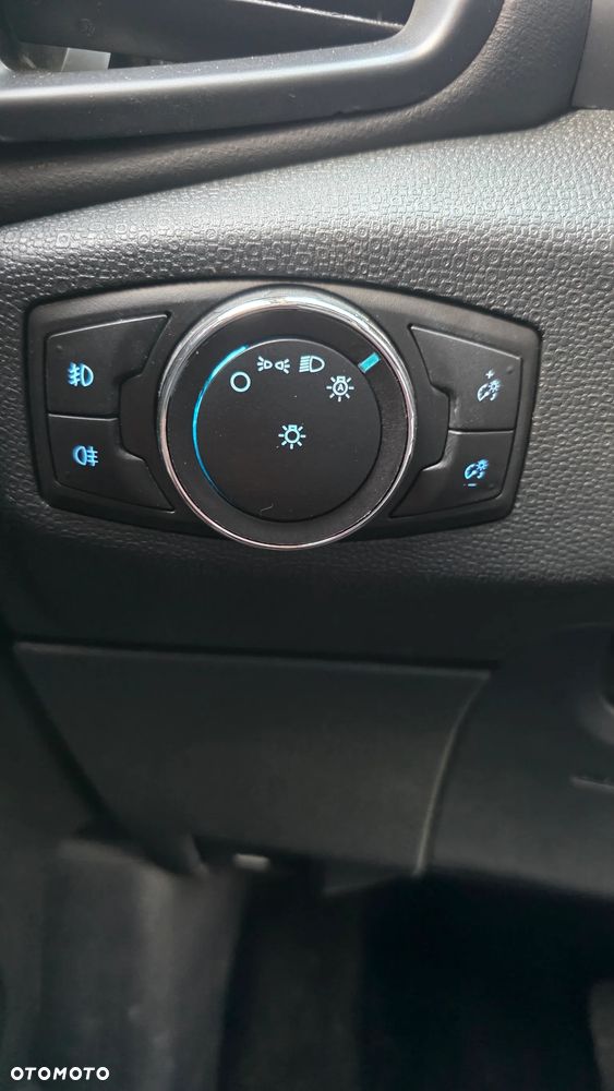 Ford EcoSport - 25