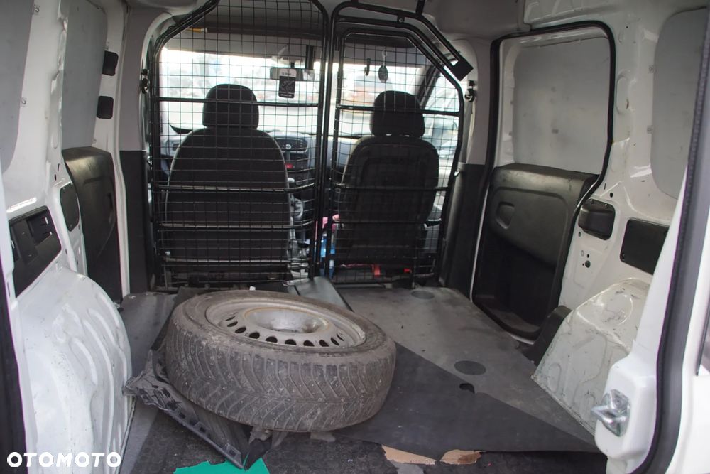 Auto na części - Opel Combo D 1.3 CDTI 90 KM A13FD C510 5PU 2017R Silnik Skrzynia Drzwi Maska Zderzak Błotnik Lampa Lusterko Klamka Szyba Deska Kokpit Sterownik Moduł Czujnik Licznik Panel Kierownica - 18