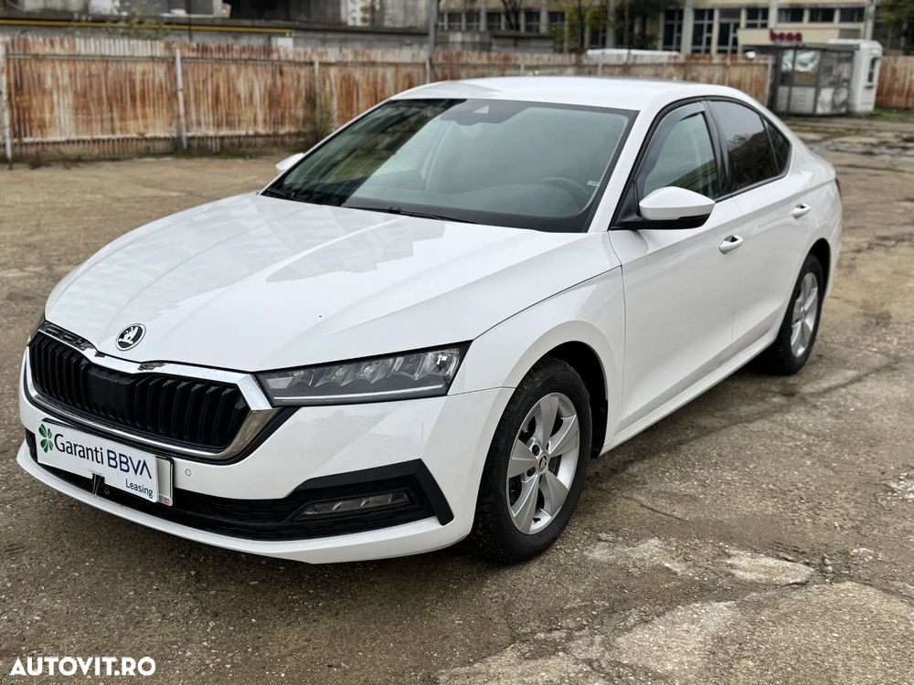 Skoda Octavia 2.0 TDI DSG Ambition - 2