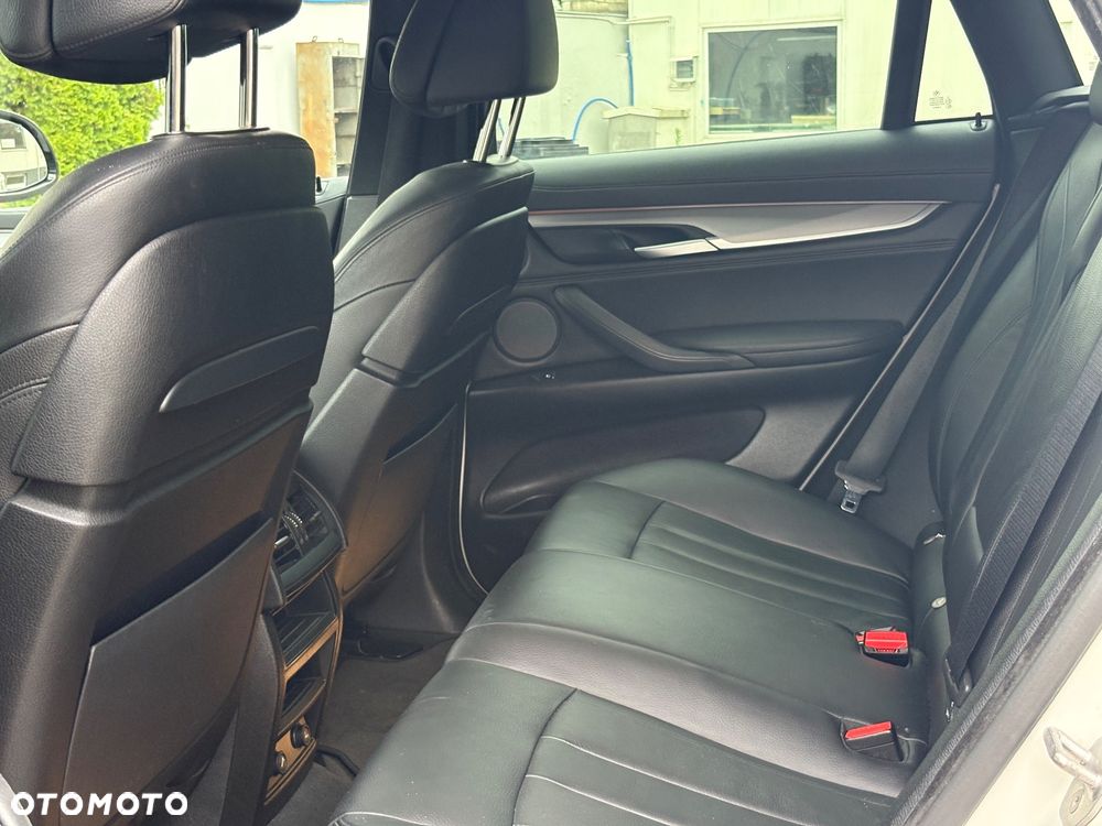 BMW X6 xDrive40d M Sport - 34