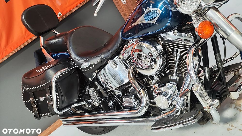 Harley-Davidson Softail Heritage Classic - 24