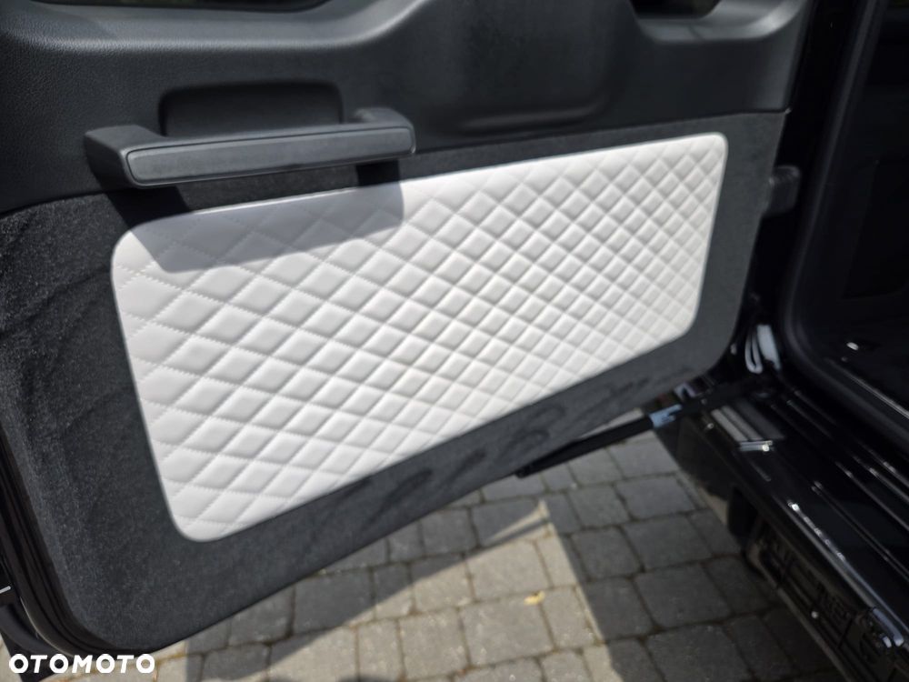 Mercedes-Benz Klasa G AMG 63 AMG Speedshift 9G-TRONIC Exclusive - 25
