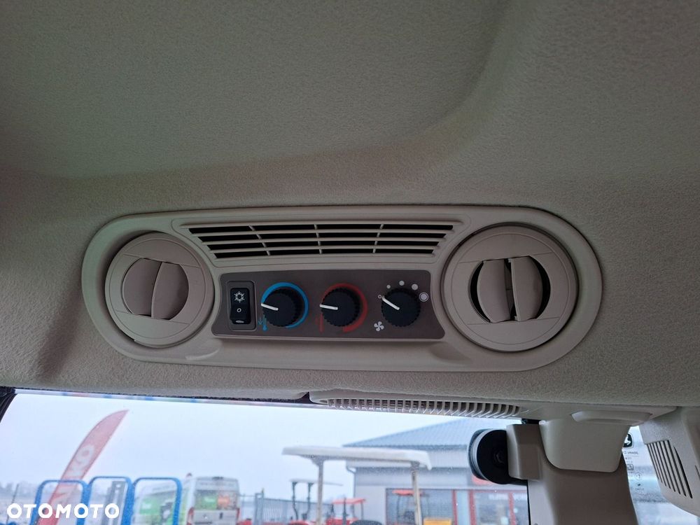 John Deere 5405 4X4 - 19