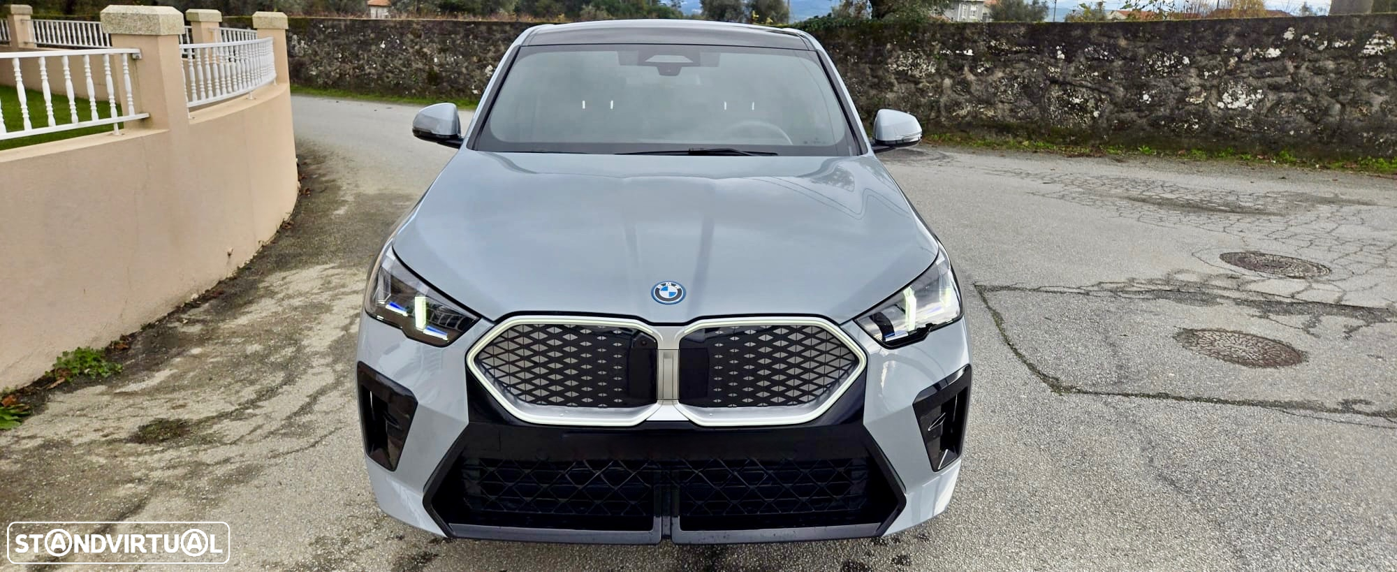 BMW iX2 xDrive30 - 30