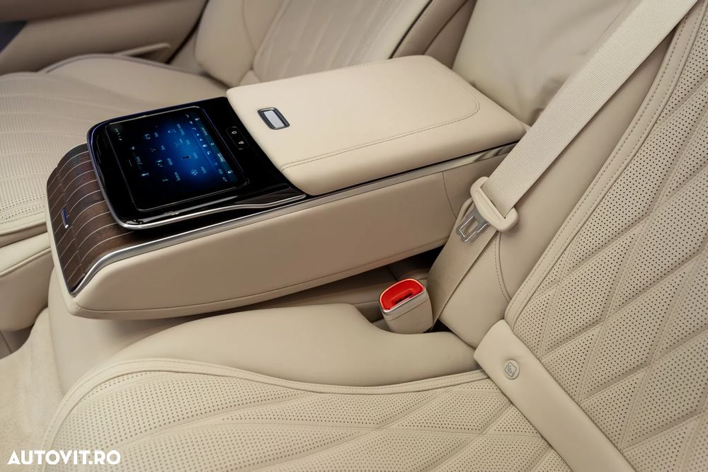 Mercedes-Benz S 63 AMG E Performance AMG Speedshift MCT 9G - 31