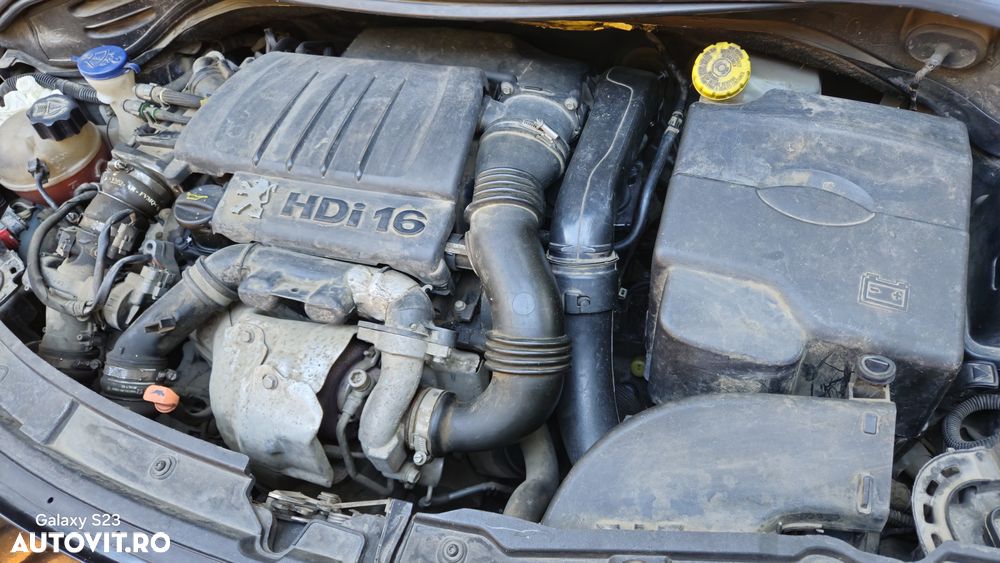 Peugeot 207 - 16