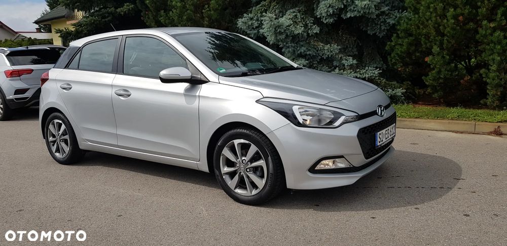 Hyundai i20 1.2 Passion Plus - 11