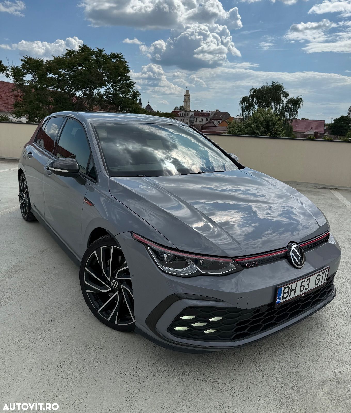 Volkswagen Golf 2.0 TSI DSG GTI Performance - 1