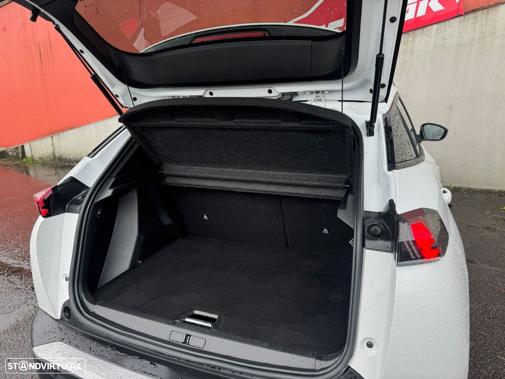 Peugeot 2008 1.2 PureTech Allure Pack - 14