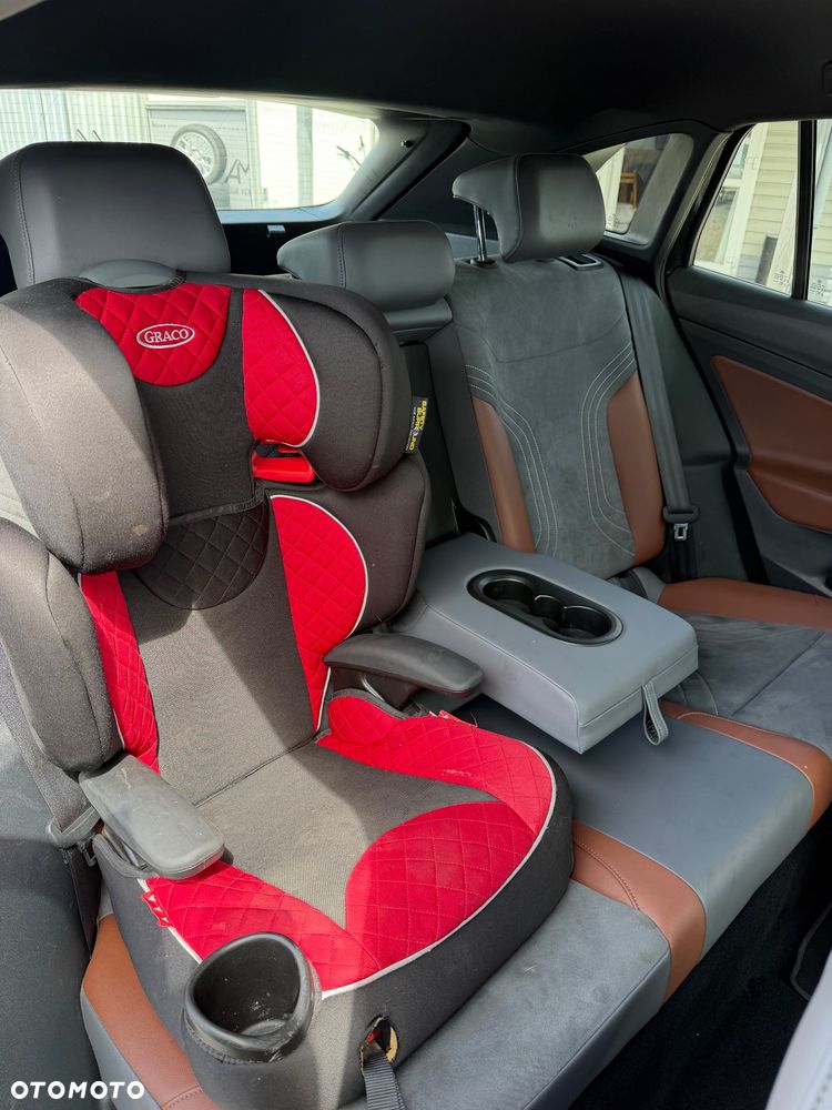 Volkswagen ID.4 Performance Upgrade Pro 1st - 13