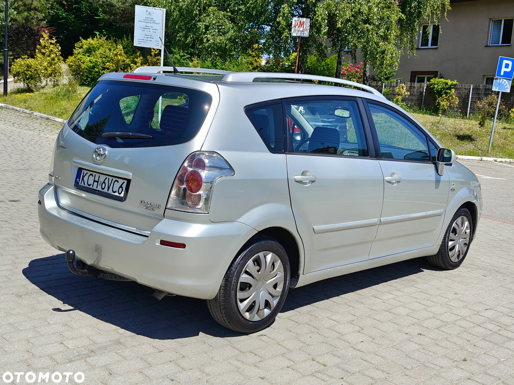 Toyota Avensis 2.0 D-4D - 10