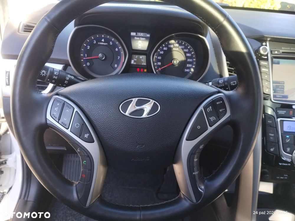 Hyundai i30 - 23