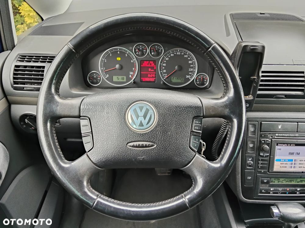 Volkswagen Sharan 2.8 V6 Automatik Exclusive Edition - 8
