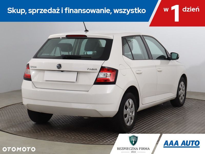 Skoda Fabia - 7
