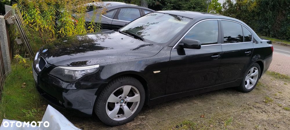 BMW Seria 5 523i - 2
