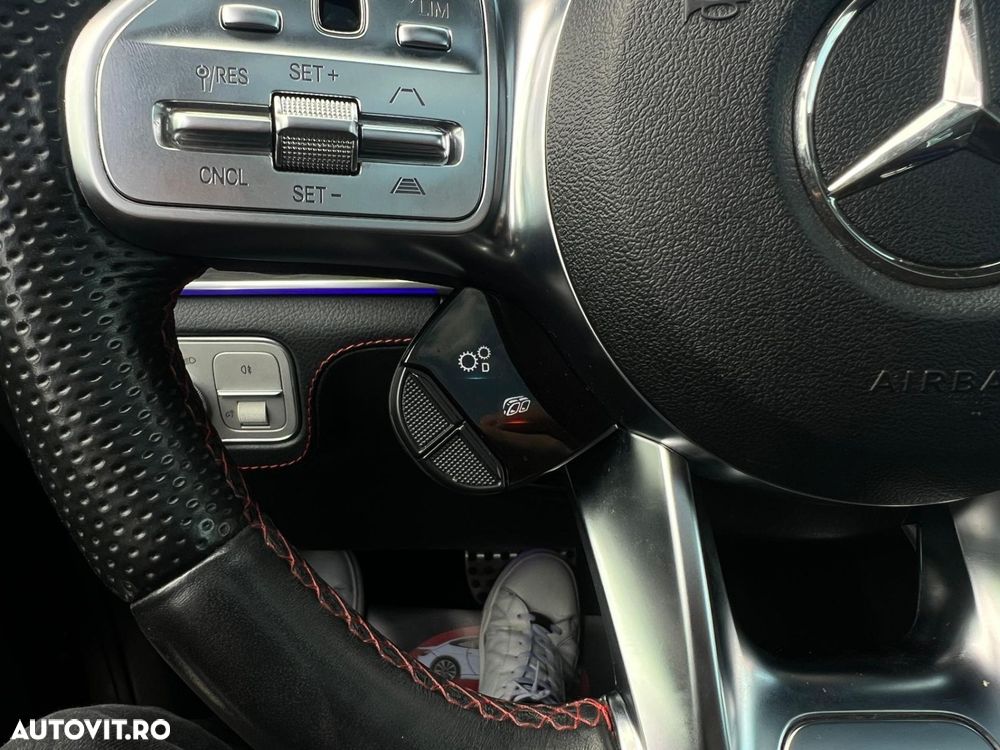 Mercedes-Benz GLE AMG 53 4MATIC+ MHEV - 33