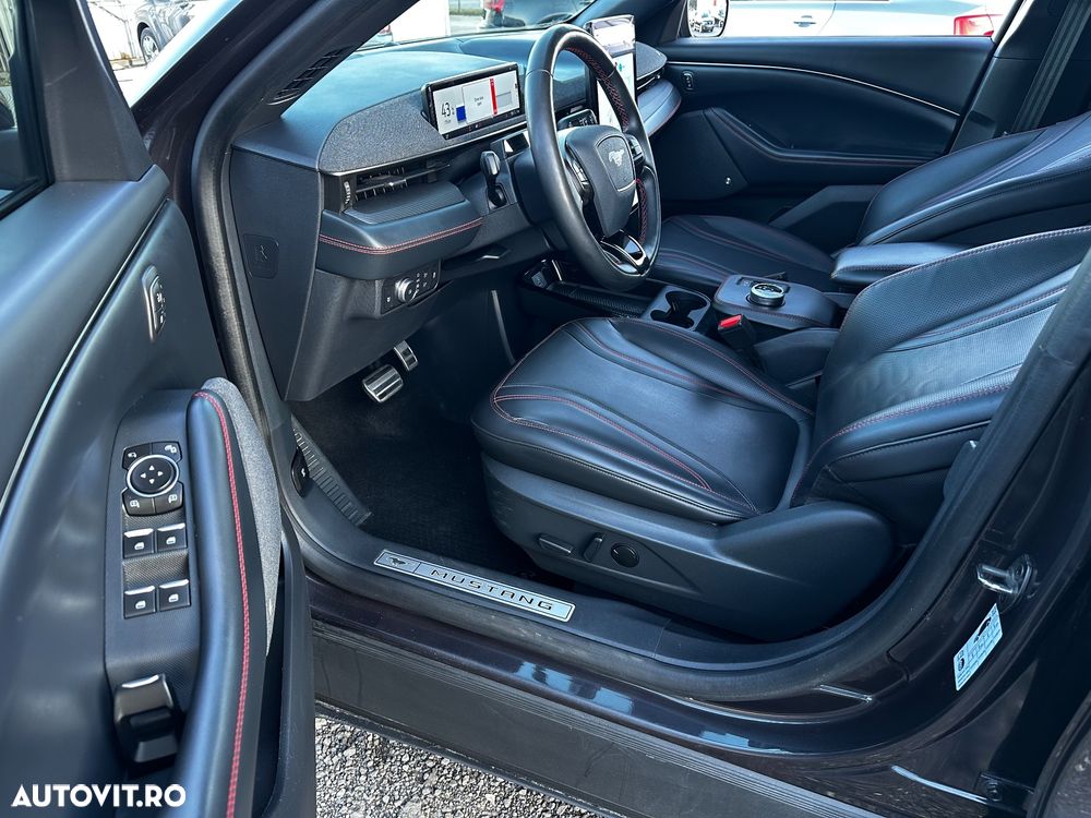 Ford Mustang Mach-E AWD Extended Range 258 kW Premium - 24