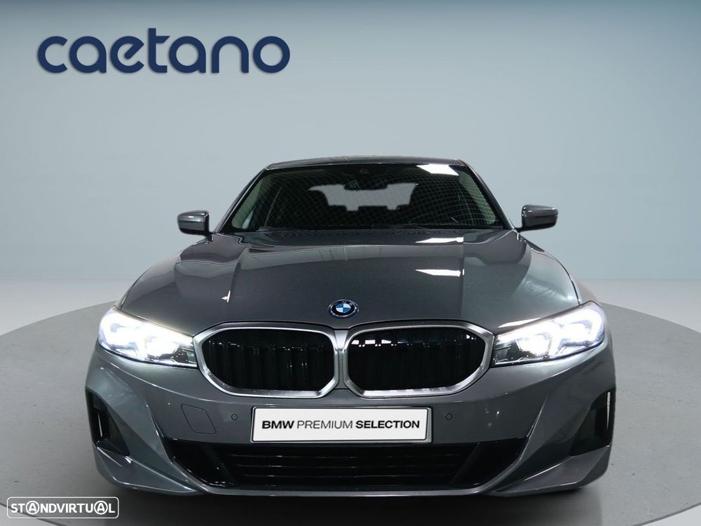 BMW 320 e Auto - 5