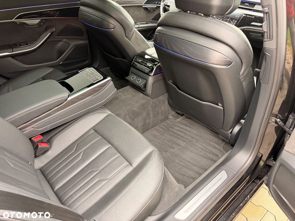 Audi A8 - 33