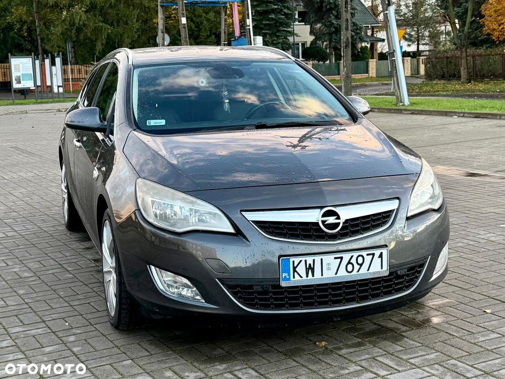 Opel Astra 1.7 CDTI DPF Sport - 2