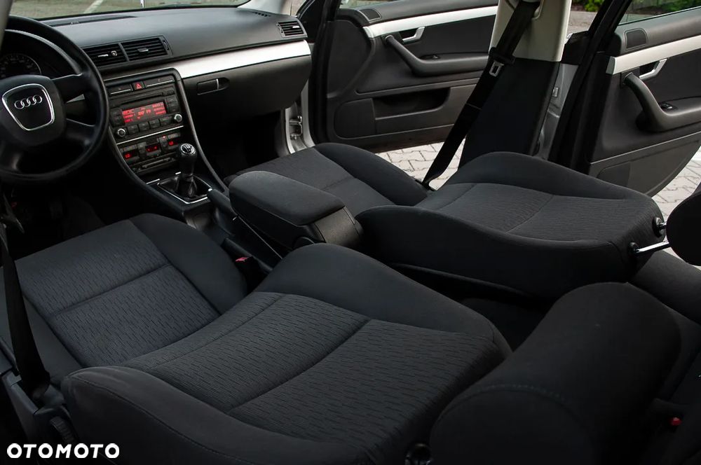 Audi A4 Limousine 1.6 - 31