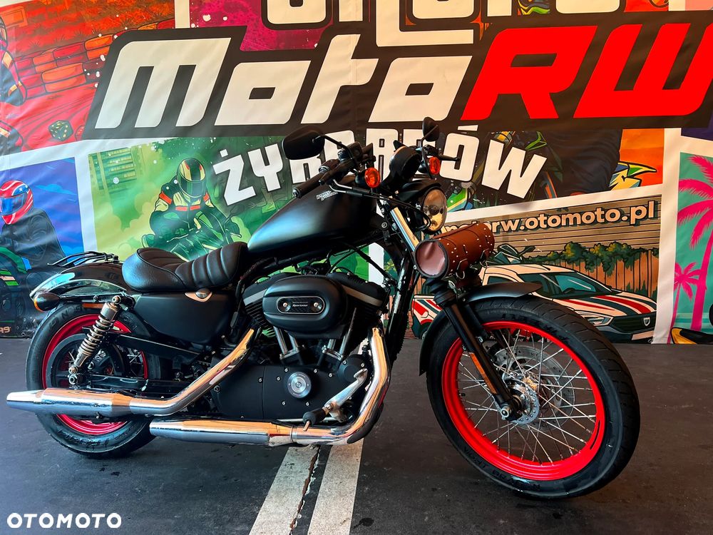 Harley-Davidson Sportster Iron 883 - 11